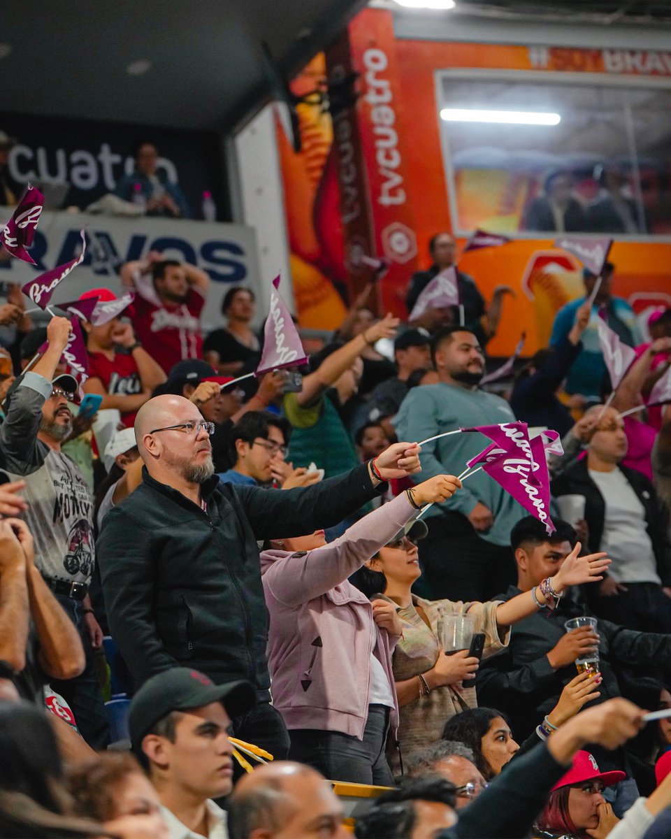 Siempre acompañándonos hasta el último out ¡LA MEJOR AFICIÓN DE MÉXICO! 🦁💗

#NuestroTurno 🥎