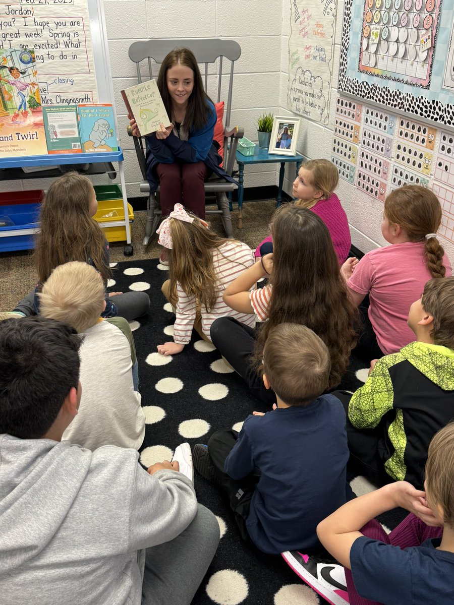 Dana Clingingsmith (@dclingingsmith1) on Twitter photo Thank you to Ameliaโs mom for being our Mystery Reader this morning! We loved the story you chose! #fabulousfirsties #mysteryreader <a href="/VV_Voyagers/">VV Voyagers</a> <a href="/KristaSessink/">Krista Sessink</a> Thank you to Ameliaโs mom for being our Mystery Reader this morning! We loved the story you chose! #fabulousfirsties #mysteryreader <a href="/VV_Voyagers/">VV Voyagers</a> <a href="/KristaSessink/">Krista Sessink</a>