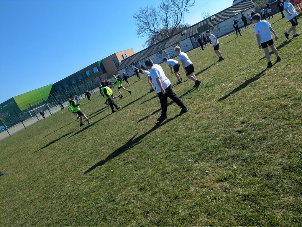 EastfieldPSHull's tweet image. Well done to #6BE and #6CW for their efforts in today's rugby lesson! Showed great determination, teamwork and most of all, progress in tactics! #EPSPE