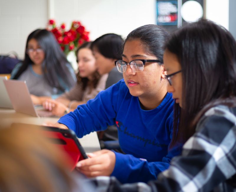 Big ideas start here! Join the Grainger Computing Innovation Prize info session on March 26 at 12:45 p.m. in Hermann Hall. Meet mentors, form teams, and enjoy free lunch! Save your spot now: bit.ly/4iyyp4F