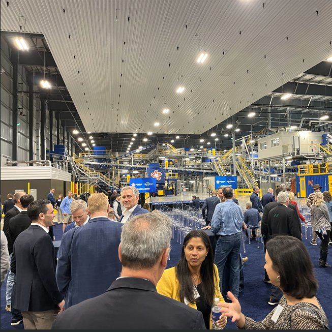 IMA President/CEO Andrew Berger attended the grand opening of the <a href="/RepublicService/">Republic Services</a>
&amp; Blue Polymers plastic recycling &amp; polymer
production facility!

This first of its kind facility in the US will:
💸 Bring $180 million in investment to Indiana
💪 Create 125 new jobs for Hoosiers