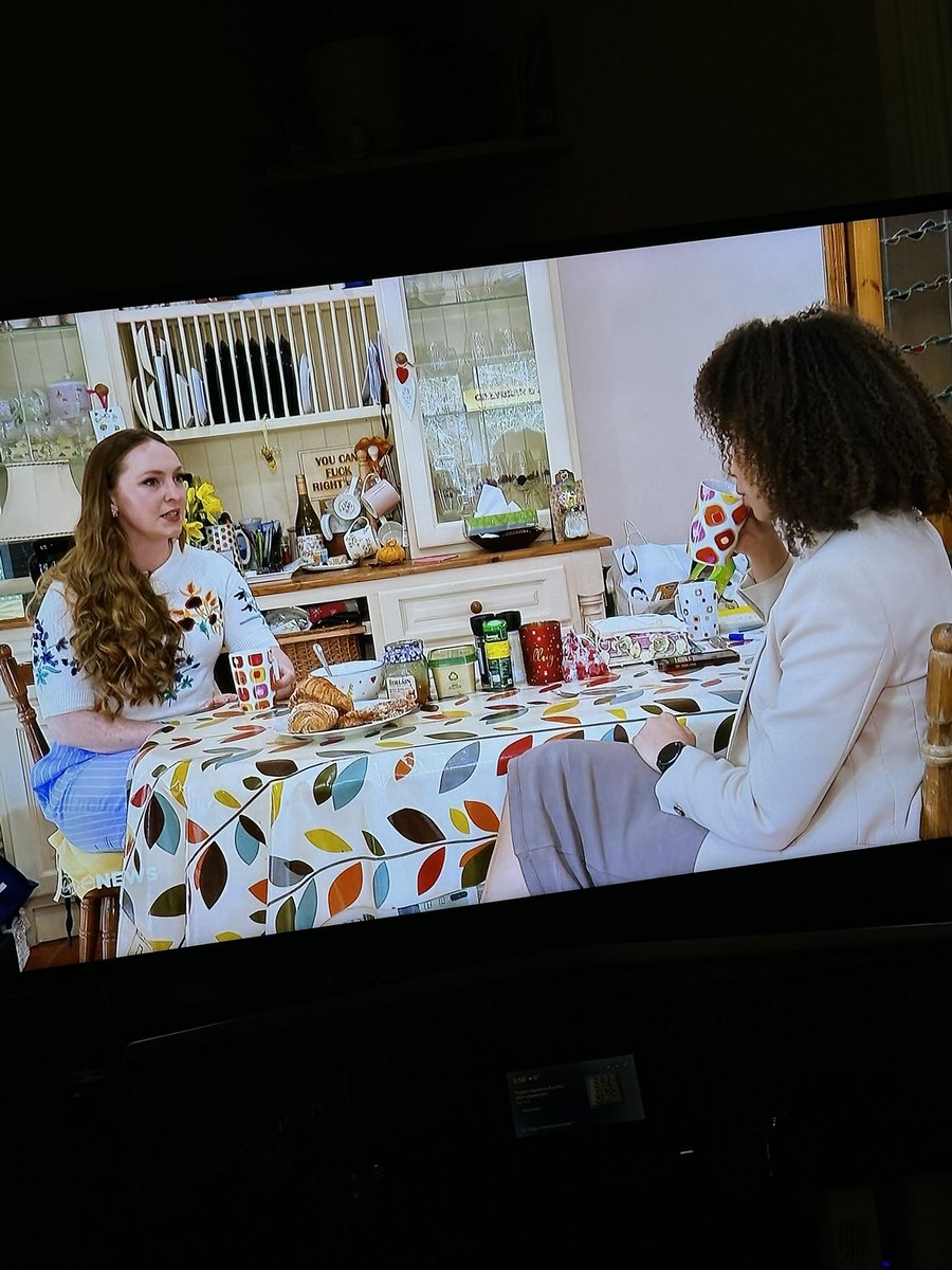 davehi32's tweet photo. @VirginMediaNews nice sign on the sideboard 😂😂😂 https://t.co/EVtYFeIqg3