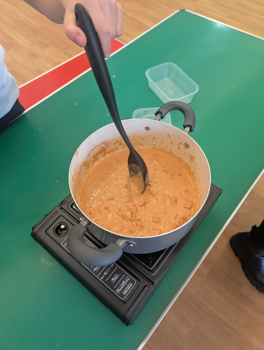 Eastendflatpackmeals tweet media