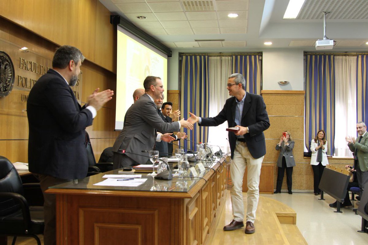 Universidad Granada tweet media