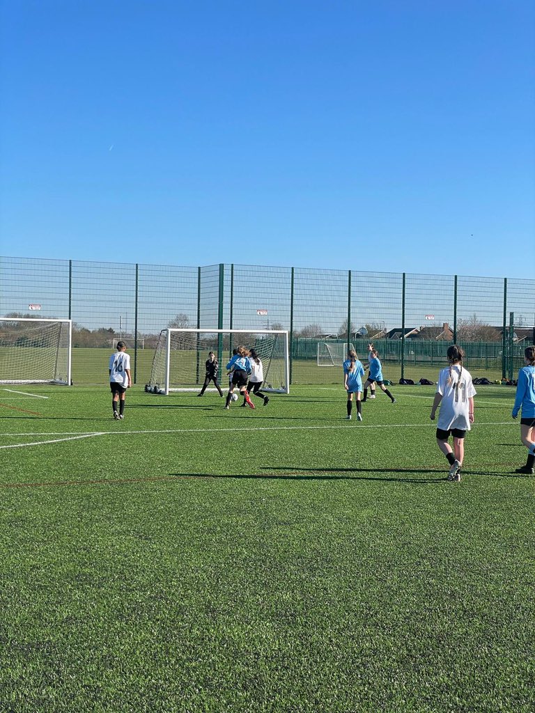 Bedford Academy PE tweet media