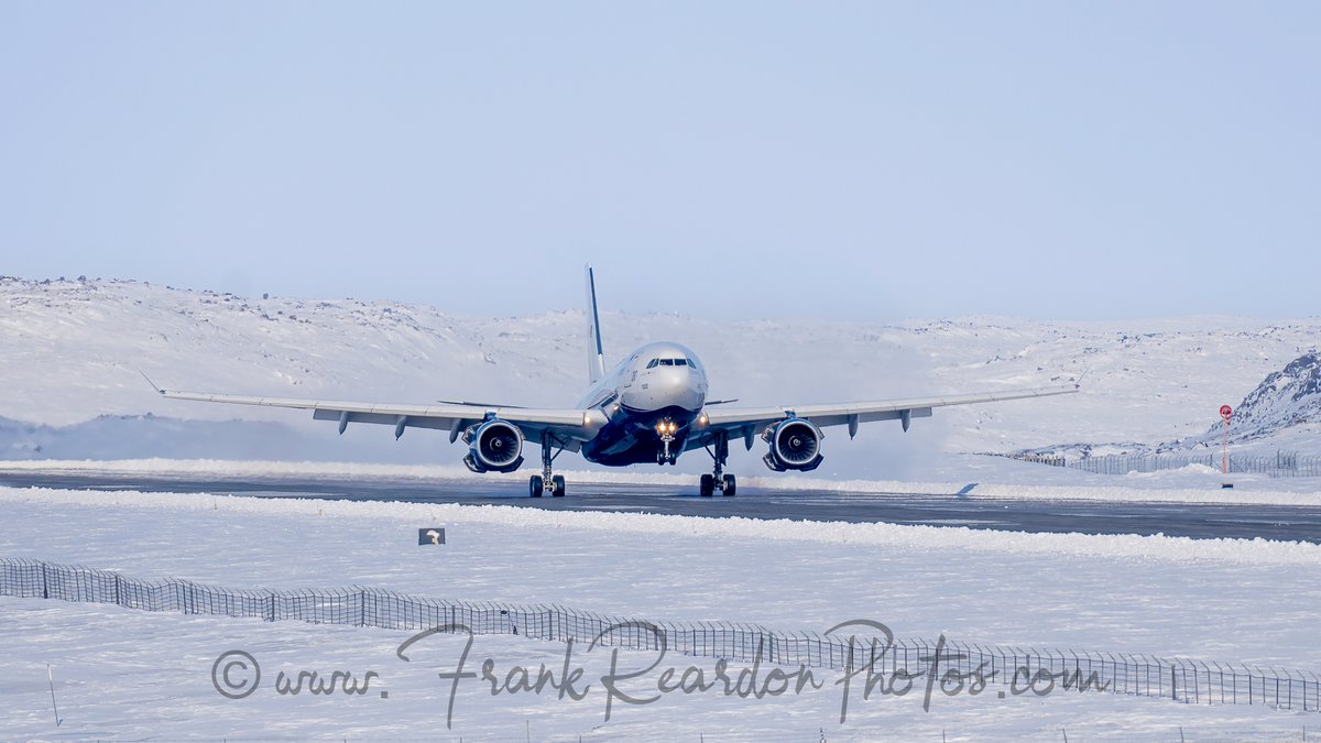 FrankReardon1's tweet image. Spotted the @RCAF_ARC @Airbus CC-330 Husky (#A330-243) with registration 330002 🇨🇦 Flight #CFC01 landing in #Iqaluit #Nunavut on MAR.18.2025 #YFBSpotters