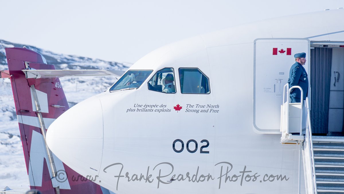 FrankReardon1's tweet image. Spotted the @RCAF_ARC @Airbus CC-330 Husky (#A330-243) with registration 330002 🇨🇦 Flight #CFC01 landing in #Iqaluit #Nunavut on MAR.18.2025 #YFBSpotters