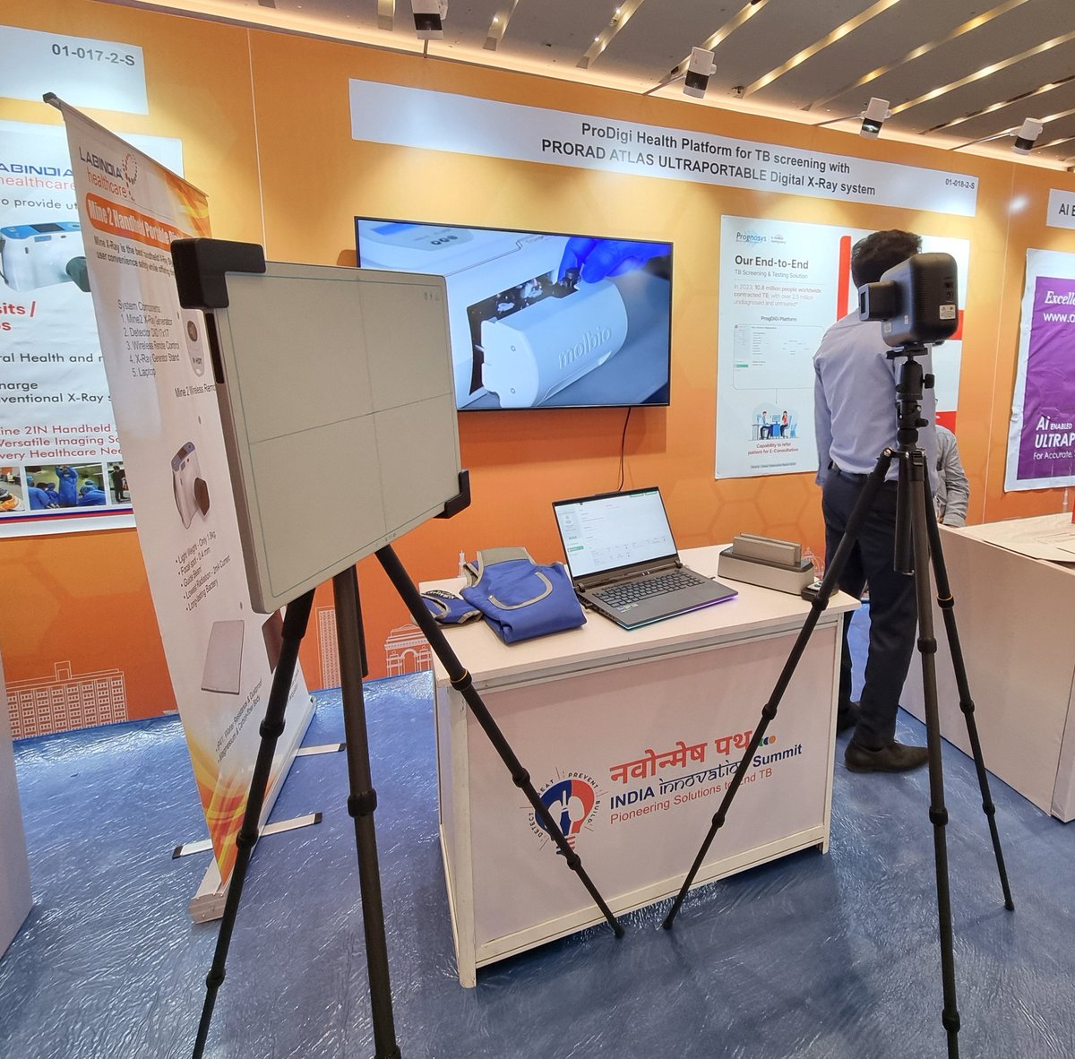 cns_health's tweet image. #IndiaInnovationSummit: #ProDigi health platform for TB screening IN SYNC with a range of diagnostic platforms like ProRad ultraportable handheld AI enabled battery operated and point of care X-Ray, #Truenat  &amp;amp; a lot more

Integrated healthcare is key

🙏 Thank you @molbiodx