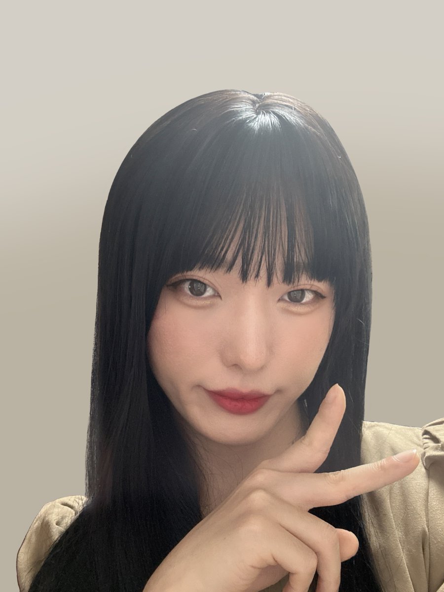 방구석에서 나가야
사진을 건져올 텐데…🦊