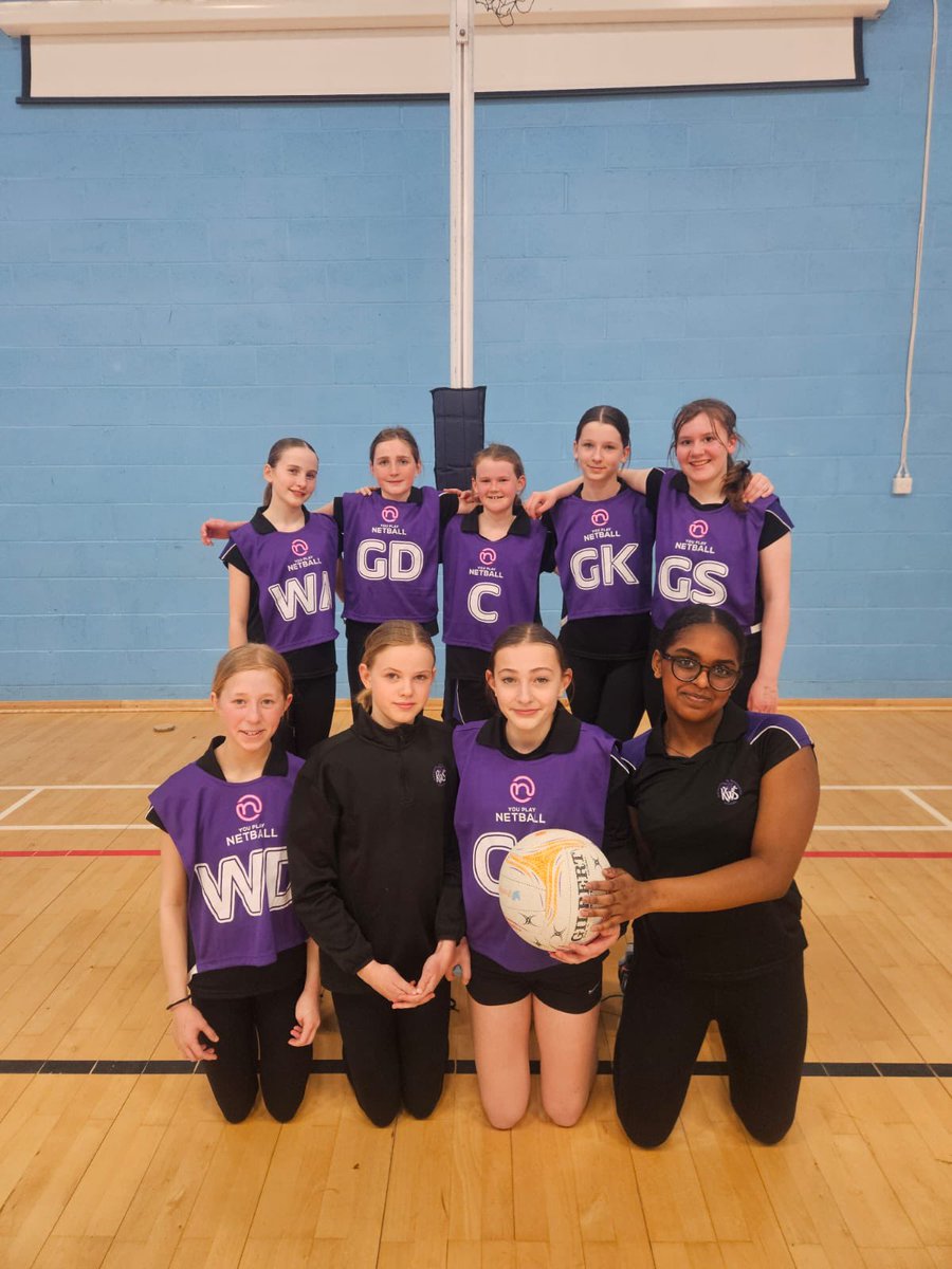 A good game for our Yr7A team tonight v STAGS. Finishing on a draw 10 v 10! POM Sasha T🏐