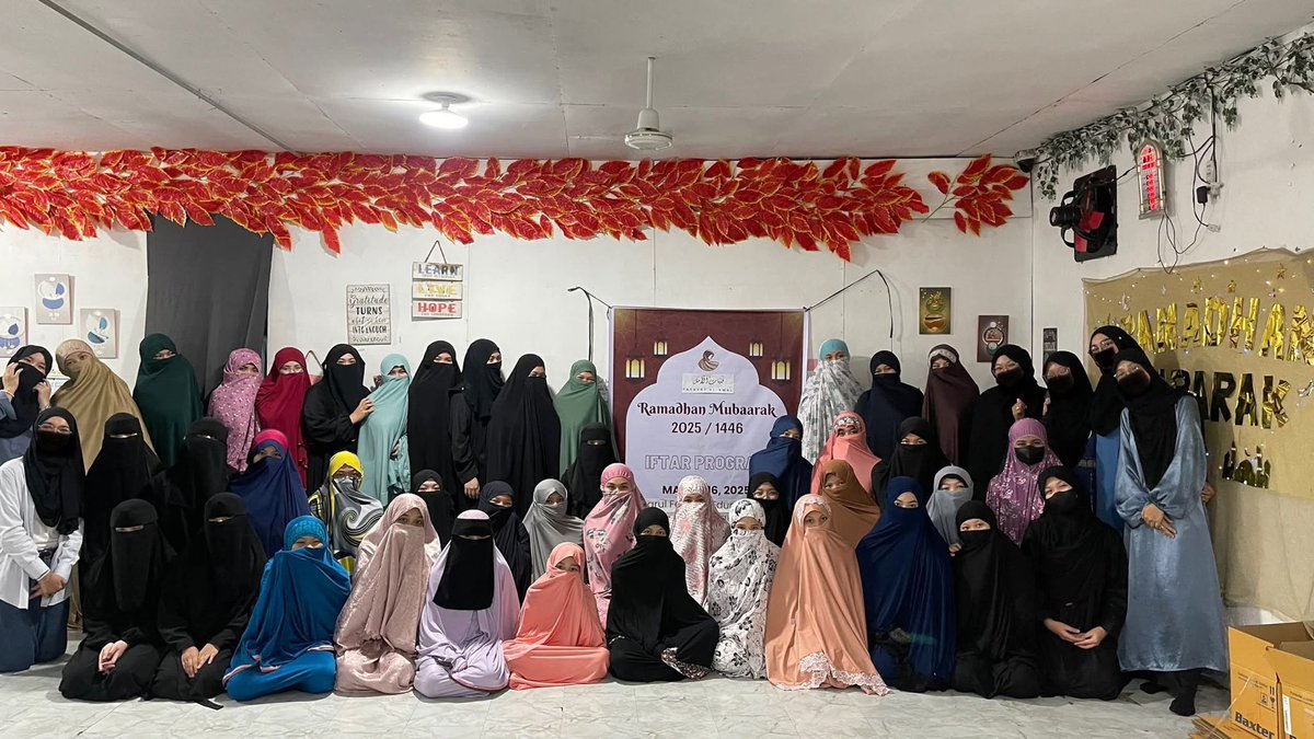 mayaaa__x's tweet photo. incredibly proud of each &amp; every one of u for making our charity event a success🎉 u all worked so hard, and its heartwarming to see our efforts come together.  grateful for all of u. wallah 

May Allah bless our friendship w/ endless barakah &amp; may he accept all our good deeds.🤲🏻 https://t.co/83xSMv9lBh