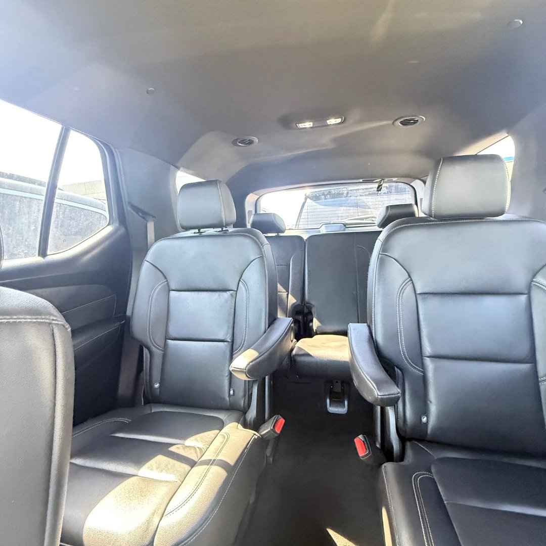 Your next ride is here! 🌟 The 2022 Chevrolet Traverse LT is ready for adventure with heated leather seats, Apple CarPlay, a powerful V6 engine, and more. Visit us today at Cable Dahmer Chevrolet of Independence! 
#CableDahmer #Chevrolet #Traverse #SUV #PreOwned #Independence