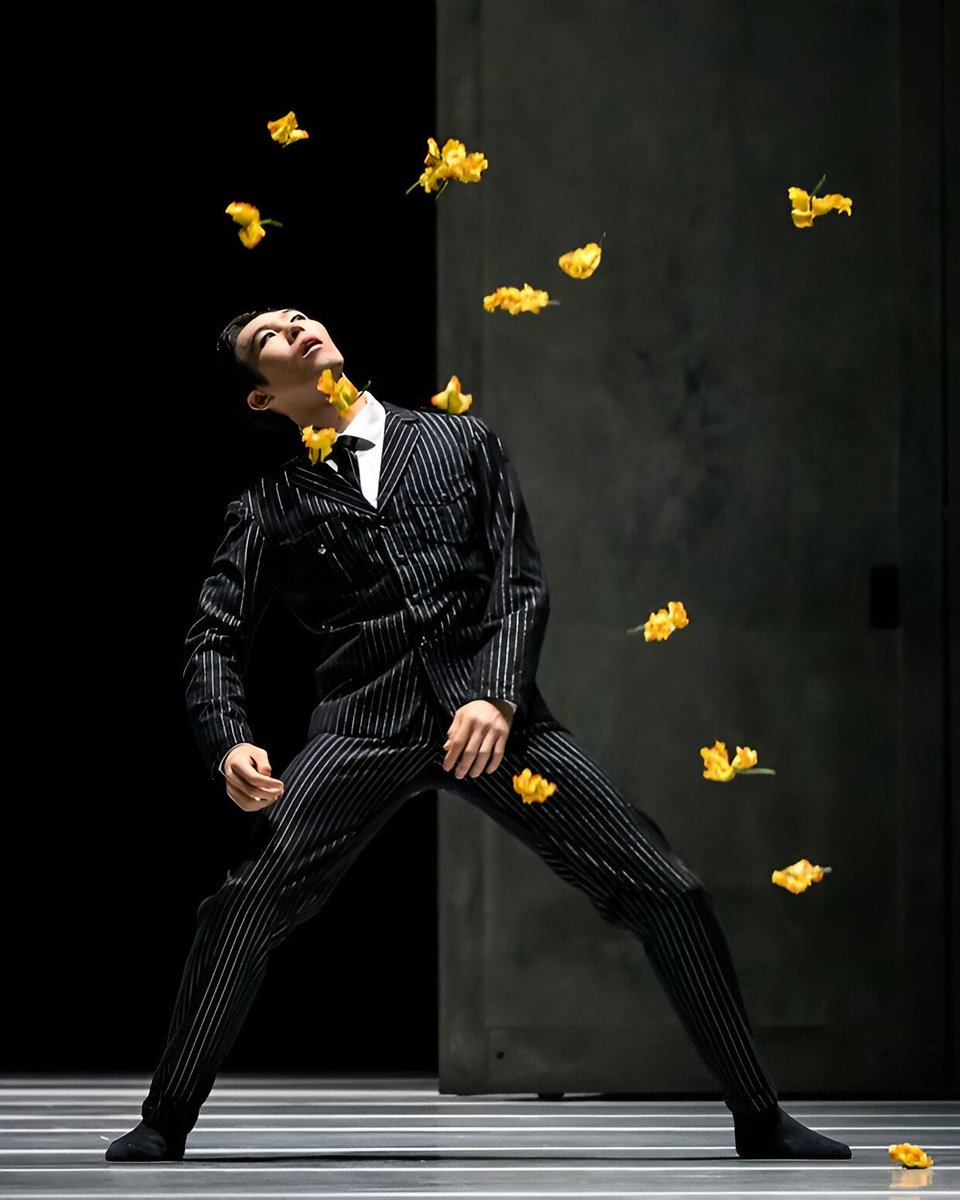 KoreaCenterFR's tweet image. #DanseClassique 🩰 Savez-vous que le ballet fait partie de la Hallyu ? Le 12 mars 2025, le média Les Échos publie l'article de Philippe Noisette, « De la K-pop à la danse classique, le grand écart de la Corée ». Découvrez un aperçu sur notre Instagram ! 👉🏻buff.ly/fBt72Wv