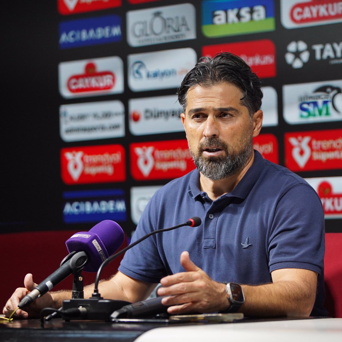BOSS...

Teknik Direktörümüz İlhan Palut'un, bazı haber siteleri ve sosyal medyada "İstifa ettiği ve edeceği" şeklinde haberler yer almaktadır.

Söz konusu haberler ve ortaya atılan iddiaların hiçbiri gerçeği yansıtmamaktadır. Kulübümüz üzerinde olumsuz algı oluşturma çabasındaki