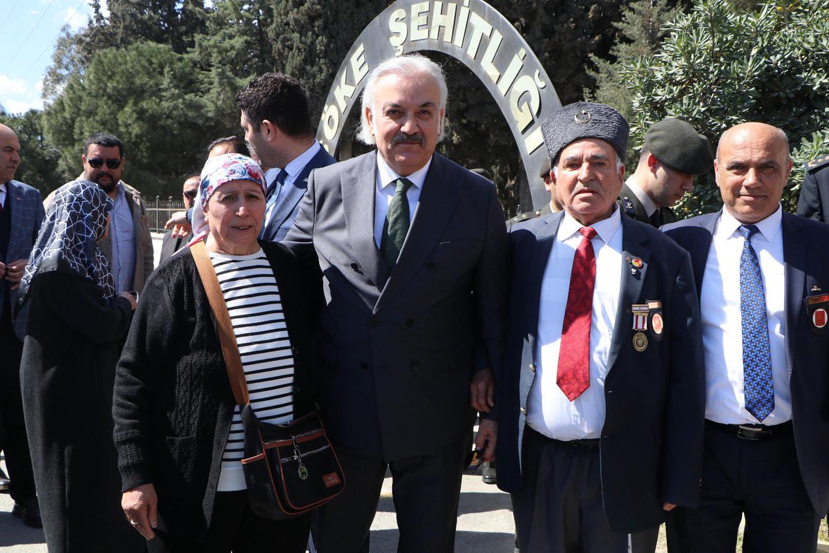 Kaymakamımız Sayın <a href="/_AliAkca_/">Ali Akça</a>,

18 Mart Şehitleri Anma Günü kapsamında Söke Şehitliğini ziyaret ettiler.

#18martcanakkalezaferi