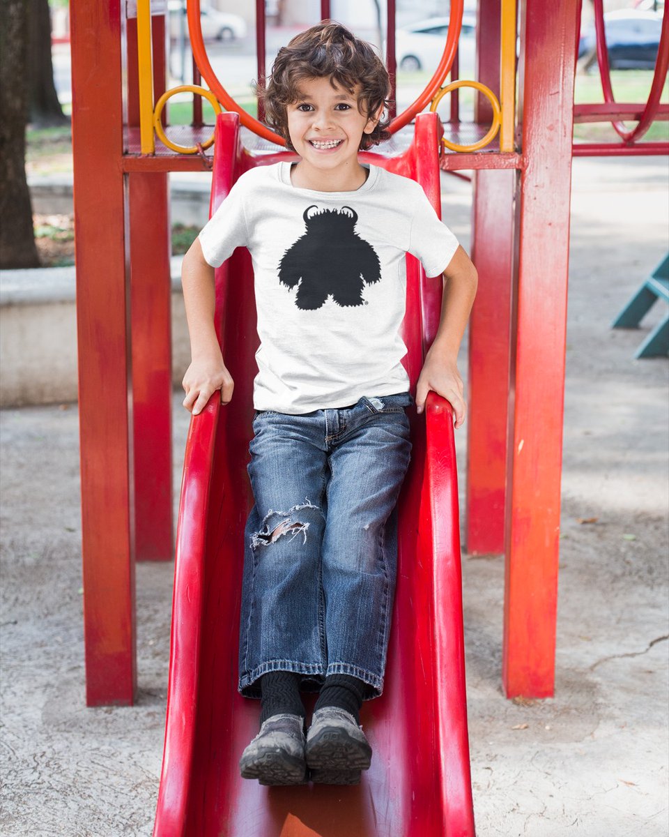 MonstrousGear's tweet image. Hello sunshine, hello new wardrobe! 🌞 Ready for warmer days and fresh fits! Rock your Monstrous Silhouette tee all day long! 

#MonstrousGear #WarmWeatherStyle #SpringReady