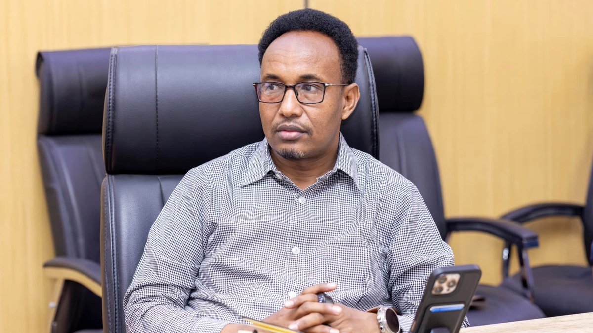 Today, the ICRIC held its regular meeting, focusing on prioritizing the review and finalization of the constitutional review process. Key steps forward were discussed to ensure progress! #ICRICSomalia #ConstitutionalReview