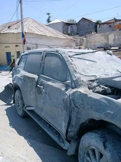 WaberiSaid49342's tweet photo. Guddiga Doorashada ee ay dhistay Villa Somaliya ee lagu muransan yahay ayaa sheegay in uu soo gaaray qalabkii doorashada qof iyo codka ah ku qaban lahaayeen
Dhanka kale la taliyaha #amniga qaranka ayaa sheegay in uu #Madaxwaynuhu ka badbaaday shirqoolkii kooxda #AS
#Kalaman https://t.co/BghhwMlHHw