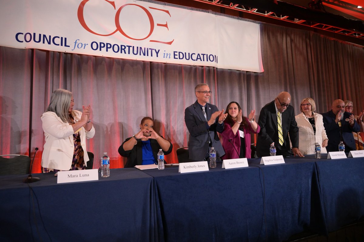 COETalk's tweet image. Over 1,000 TRIO professionals joined day two of #COEPS2025 for the Seminar on Relations with the U.S. Department of Education, highlighting TRIO’s bipartisan support and legacy of federal investment in first-gen and low-income students. #TRIOWorks