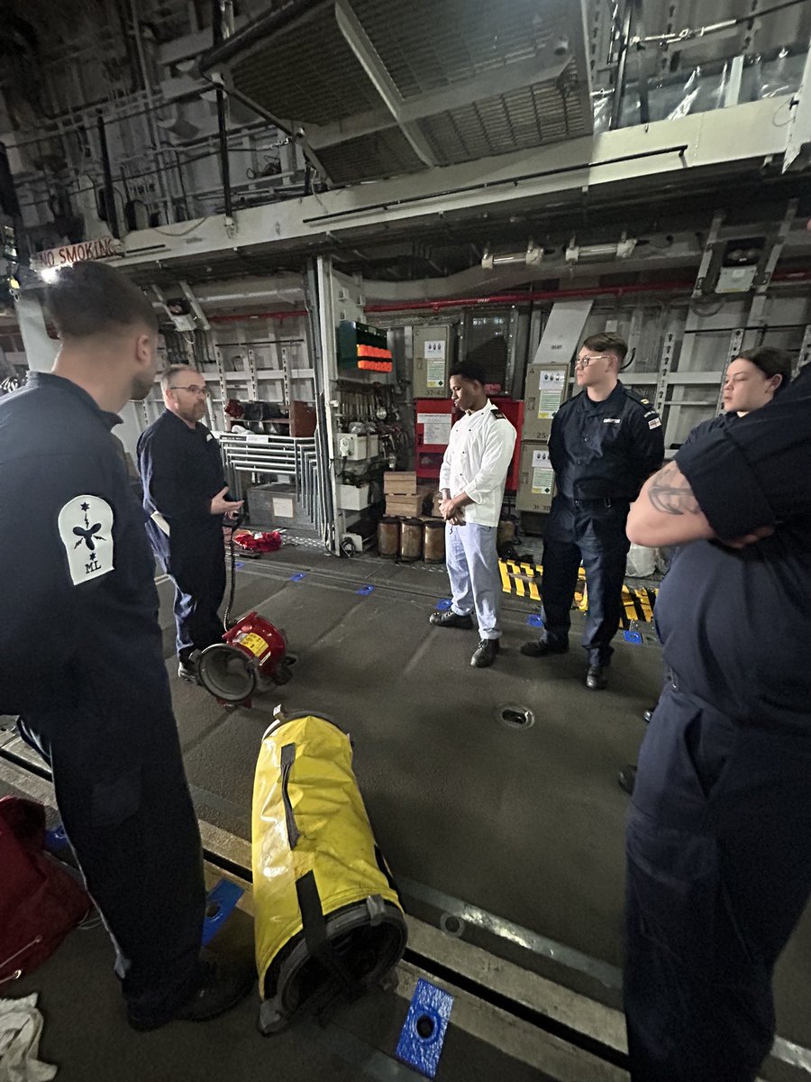 HMSPortland's tweet image. CBRNDC training doesn’t take a day off despite being in dry dock. @HMSPortland continues to train for floods, fires and casualties ensuring Ship’s Company are safe to handle any eventuality ⚓️ #HMSPortland #RoyalNavy