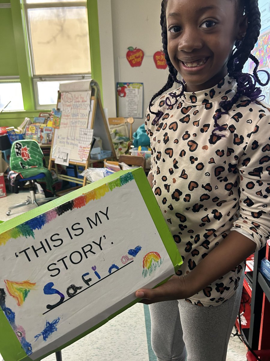 MsKeyota's tweet image. After listening to Indigenous speaker Mr.Lewis, students embarked on their own ‘What is Your Story’ box project. For the next 2 weeks, Ss will be collecting and writing about their own stories. Then they will orally share their stories. @OttCatholicSB @CorpusOCSB @klewis_prieur