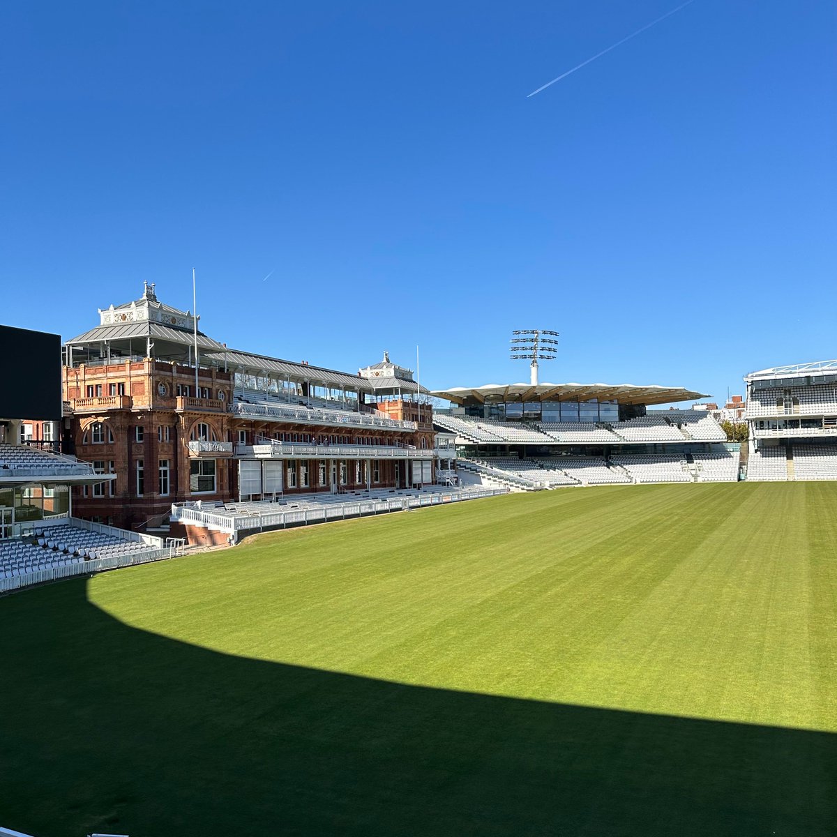 Lord's Cricket Ground tweet media