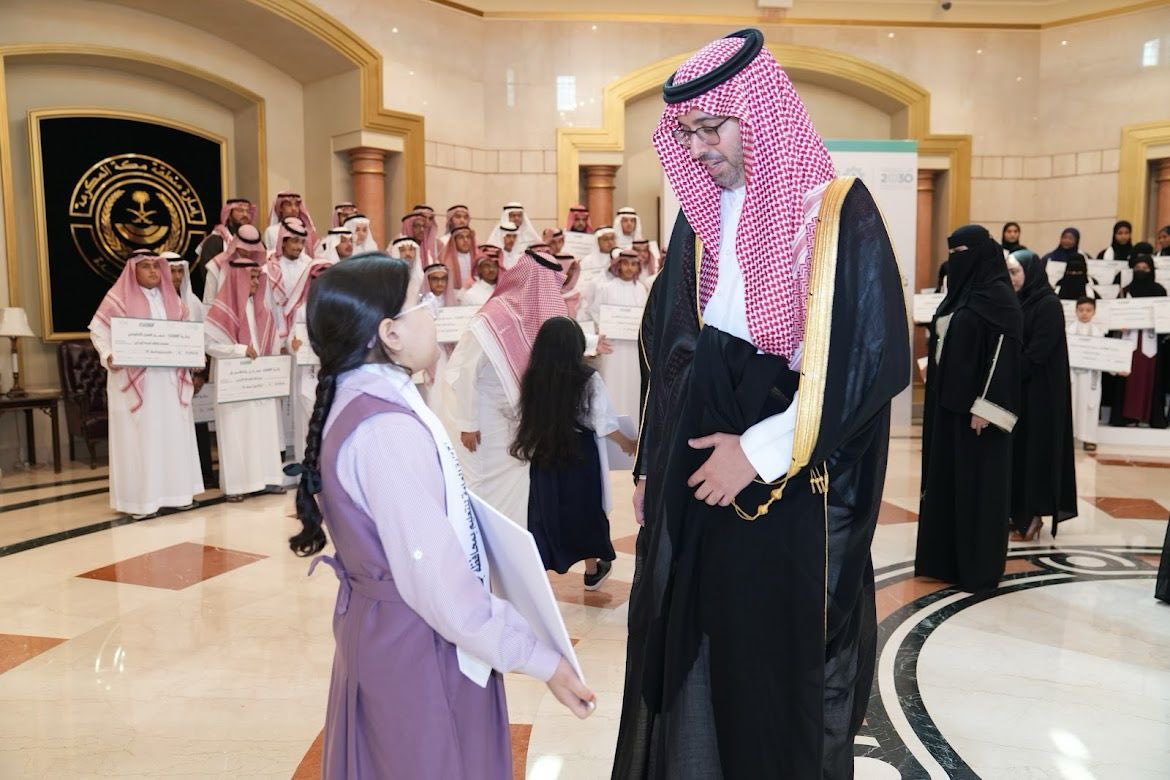 تكريم |
سمو محافظ جدة يكرم 80 طالبًا وطالبة الفائزين بجائزة "منافس 2024"، بحضور وكيل #وزارة_التعليم للتعليم العام ومدير عام #تعليم_جدة.