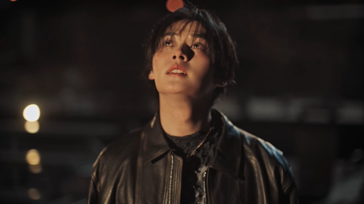 진짜 영화 스틸컷같애 어떡해 .......