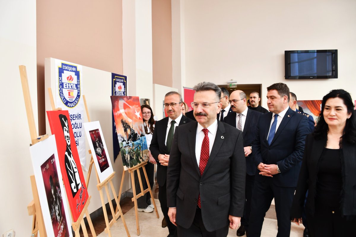 🇹🇷 Çanakkale Deniz Zaferi’nin 110. Yılı Anma Etkinlikleri Gerçekleştirildi

🇹🇷18 Mart Şehitleri Anma Günü ve Çanakkale Deniz Zaferi’nin 110. yıl dönümü kapsamında, Müdürlüğümüz koordinesinde “Geçilmez Kale Çanakkale Resim Sergisi” ve “Çanakkale Geçilmez Oratoryosu” Kılıçoğlu
