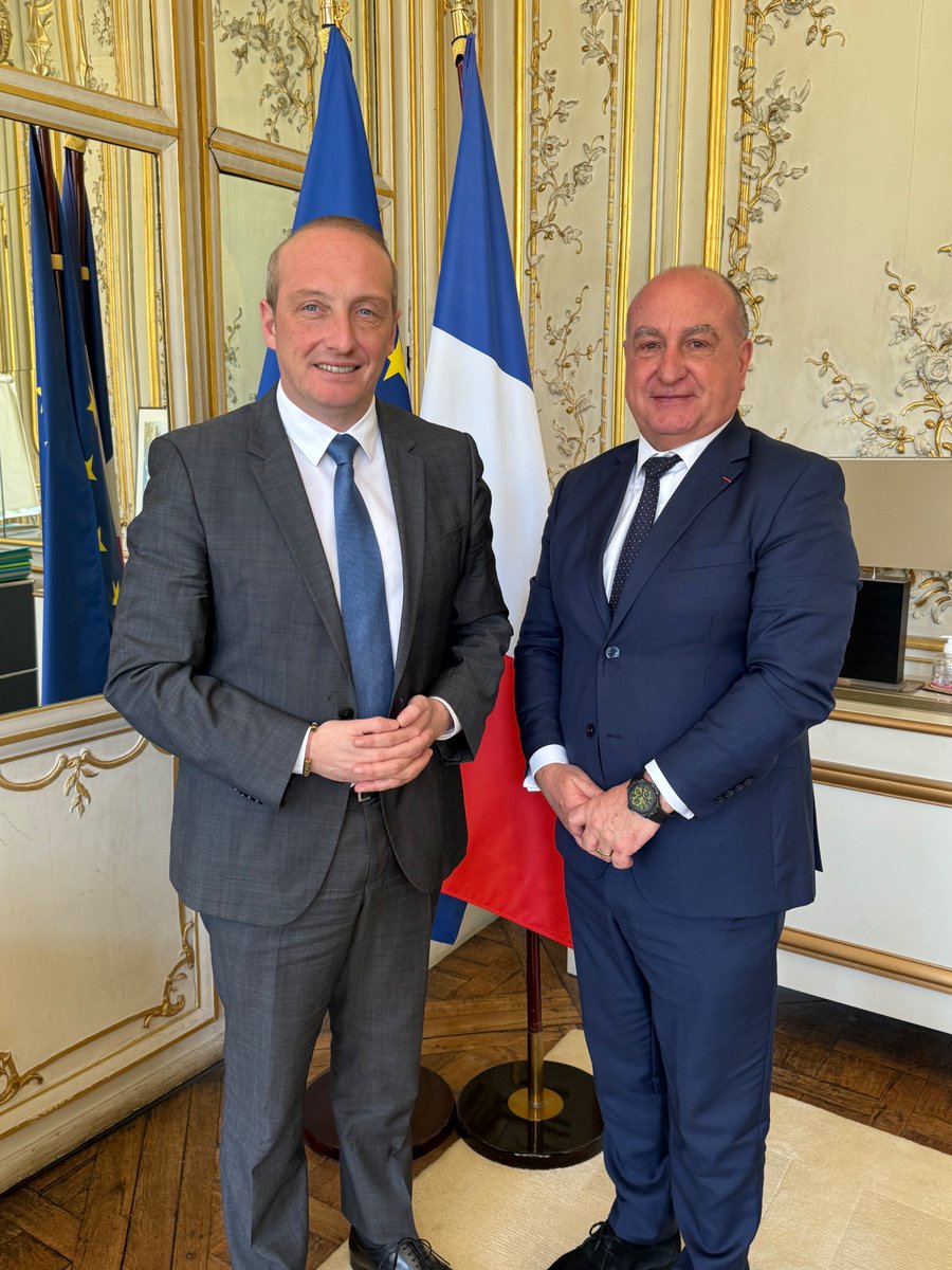 Alain Grizaud (@alaingrizaud) on Twitter photo 🇫🇷 Rencontre avec <a href="/LMarcangeli/">Laurent Marcangeli</a>, Ministre de l’Action publique, de la Fonction publique et de la Simplification.
✅ Sécuriser les projets d’infrastructures.
✅ Simplifier la vie des entreprises.
✅ Booster l’investissement local et la transition écologique. 🌱 🇫🇷 Rencontre avec <a href="/LMarcangeli/">Laurent Marcangeli</a>, Ministre de l’Action publique, de la Fonction publique et de la Simplification.
✅ Sécuriser les projets d’infrastructures.
✅ Simplifier la vie des entreprises.
✅ Booster l’investissement local et la transition écologique. 🌱