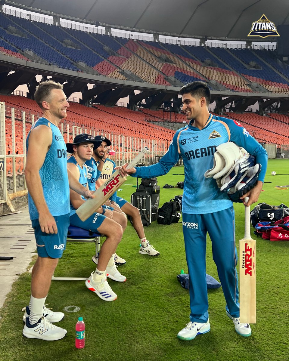 gujarat_titans's tweet photo. Yehi 𝐛𝐚𝐭ein toh baad mein yaad aayengi! 💙 https://t.co/1mrC7yAWDJ