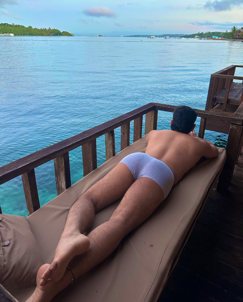 lesther_b's tweet photo. The two positions I like 💦🍑 https://t.co/dzgUHUox4C
