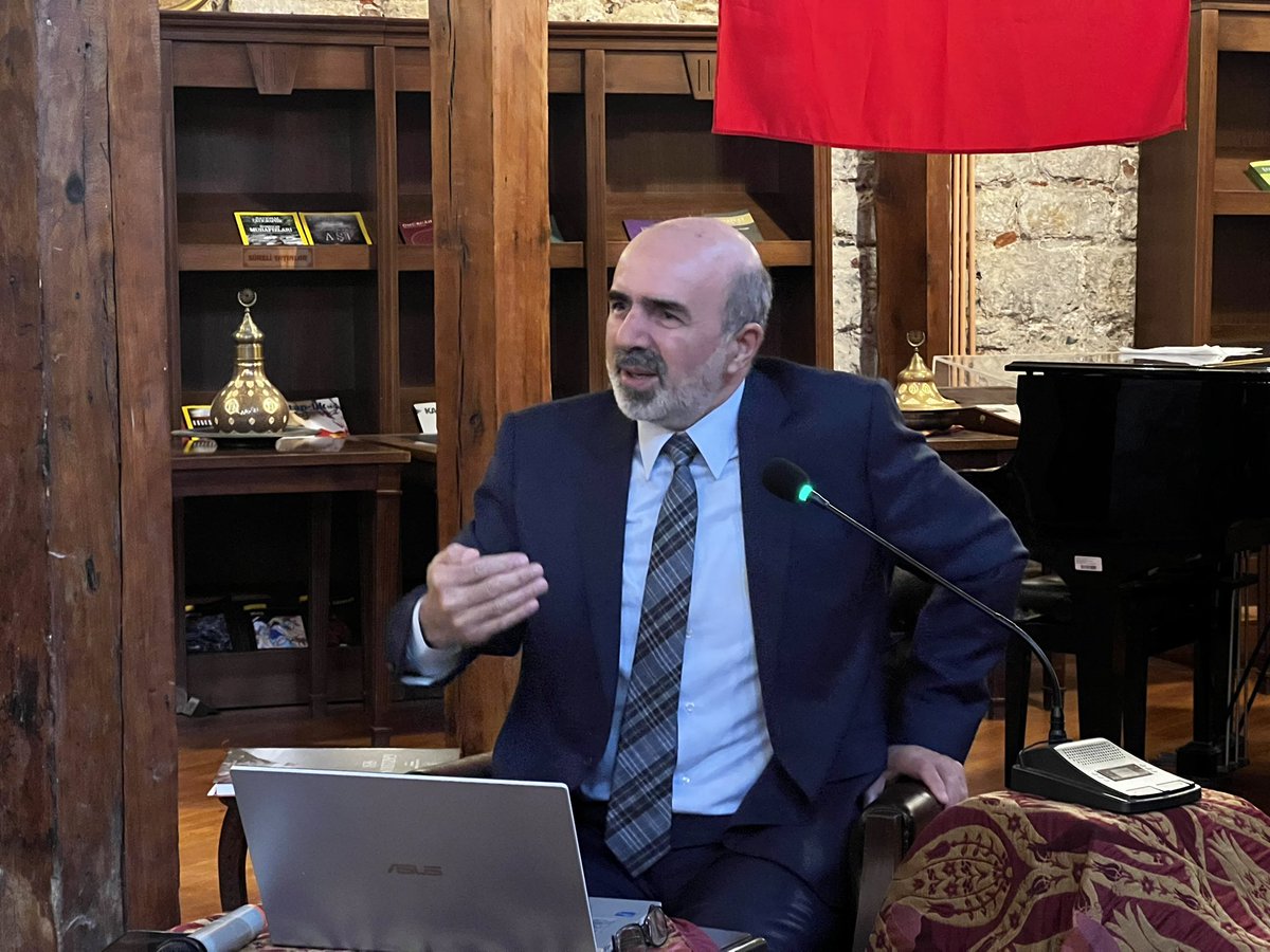 iktm34's tweet photo. 18 Mart Şehitleri Anma Günü ve Çanakkale Deniz Zaferi’nin 110. yıl dönümünde Tarihçi Mümin Yıldıztaş'ın konuk olduğu "Sonuçları İtibariyle Çanakkale Savaşları" söyleşisi ve “110 yıl önce Osmanlı Basınında Çanakkale Savaşı" sergi açılışı gerçekleşti.

#18martcanakkalezaferi https://t.co/ftXDFSHbmA