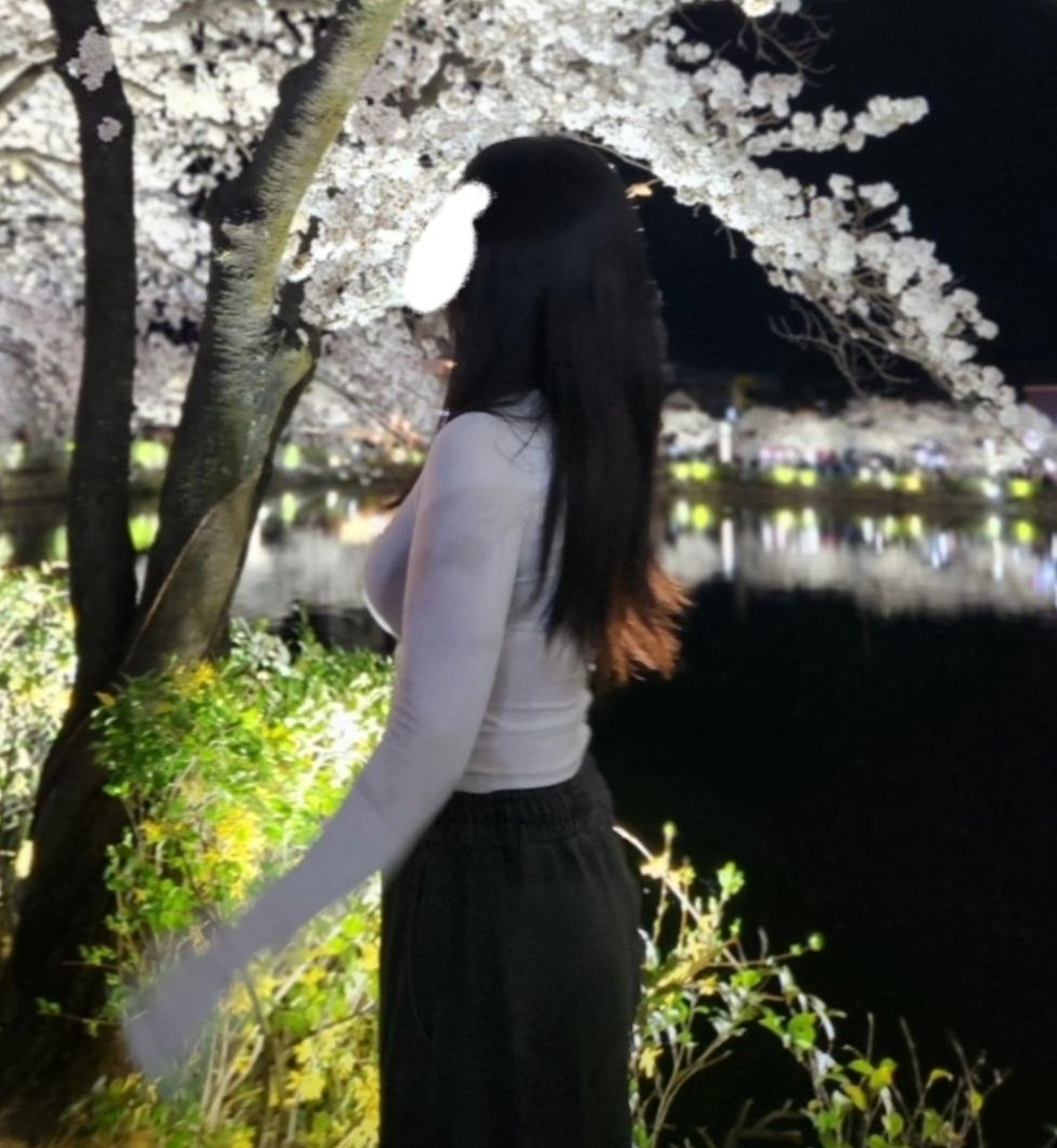 RANNNA_2's tweet photo. 음.. 안녕..?? https://t.co/M8Wq8FJCCo