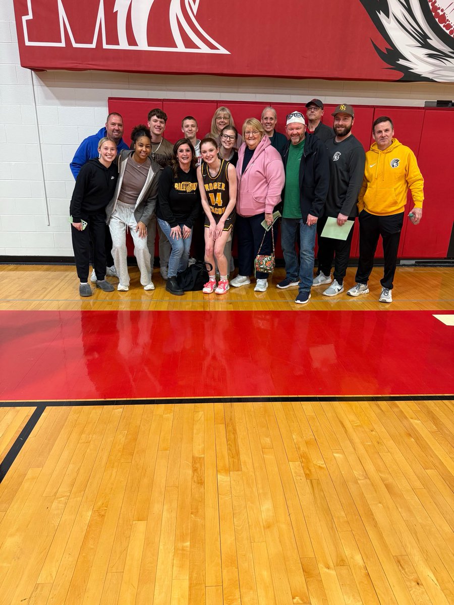 Steve Rossi, CAA (@adrossi4) on Twitter photo March Madness kicked off watching Gussie Hoffman ‘25 playing in the District 16 All Star Game! Proud and happy for her and family. She improved her game AND left hand more than anyone I’ve seen in years. <a href="/RBHSGirlsBball/">Roger Bacon Girls Basketball</a> <a href="/RBSpartans/">Roger Bacon Athletics</a> March Madness kicked off watching Gussie Hoffman ‘25 playing in the District 16 All Star Game! Proud and happy for her and family. She improved her game AND left hand more than anyone I’ve seen in years. <a href="/RBHSGirlsBball/">Roger Bacon Girls Basketball</a> <a href="/RBSpartans/">Roger Bacon Athletics</a>