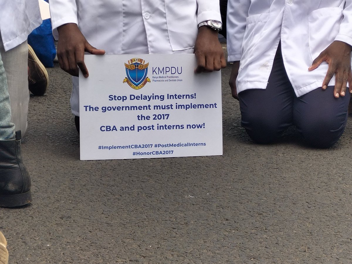 Hakuna kitu inauma wazazi seeing their kids who they have struggled with for 6+ years of medical training begging on the streets to be posted and paid.

#HonorCBA2017
#PostMedicalInterns
#HealthcareCrisisKE