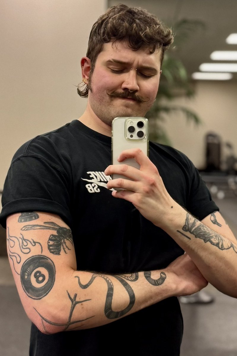 hydratedplus's tweet image. eating well 🙂‍↕️