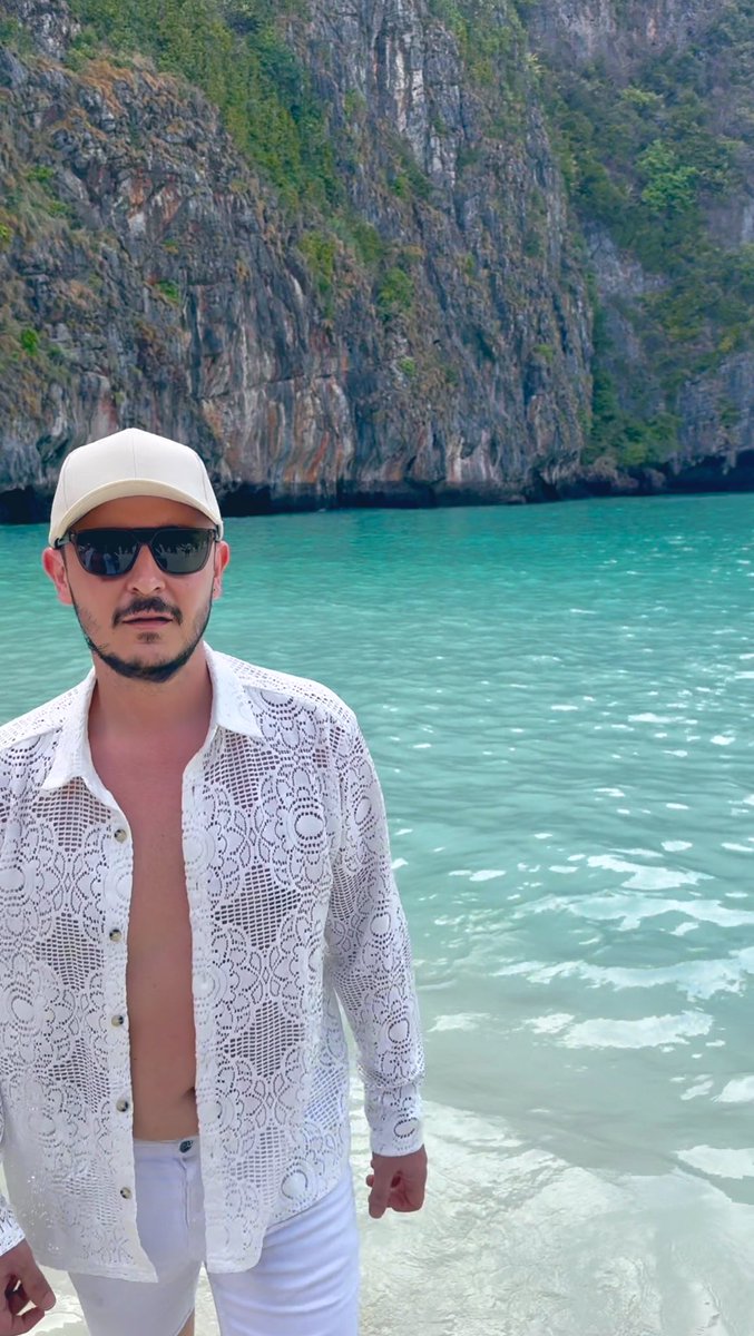 Peace 😌

#phuket #thailand #mayabay #mayabaybeach #mayabeach