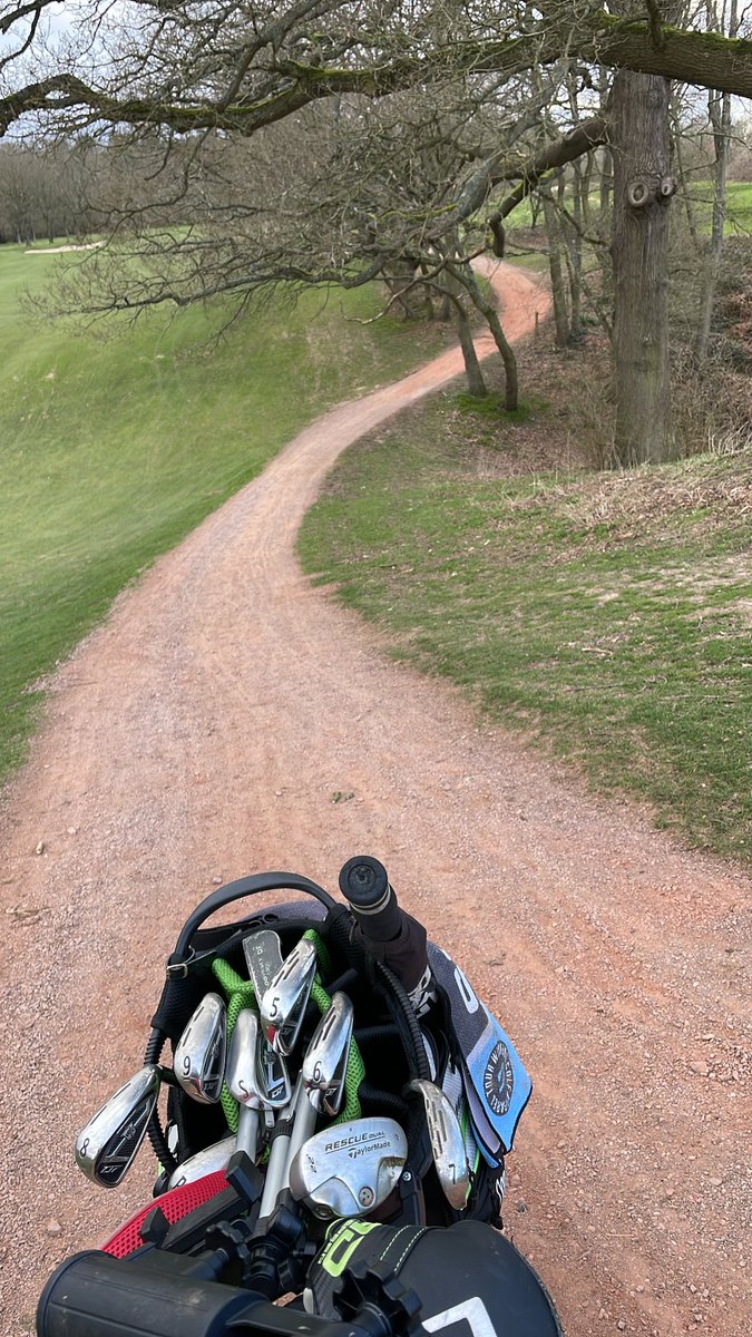 RichW_Official's tweet photo. Love a good golf day! ⛳️ 

Who else loves a round of golf? 🏌️‍♂️

#golf #GolfCourse https://t.co/5pgkcp2t5U