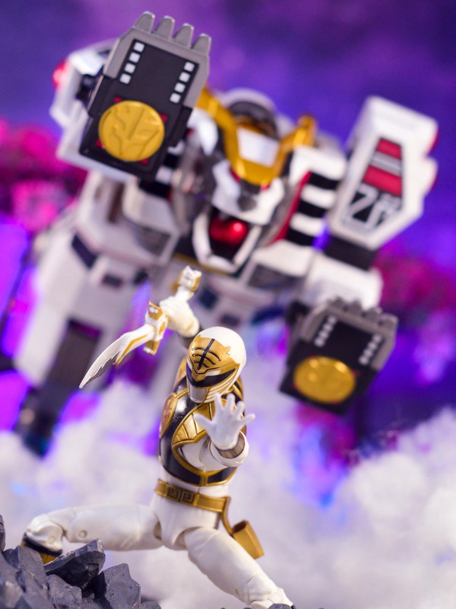 Metallix_XD's tweet photo. White Ranger, Tiger Power! ⚪️⚡️🐯 https://t.co/qGaOyPXbMp