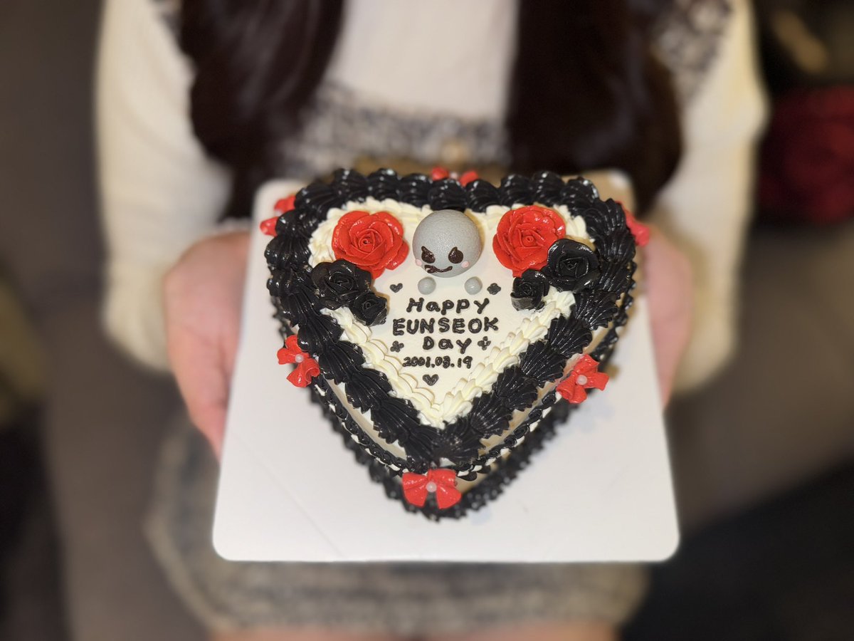 _svnwy's tweet photo. ｡ﾟﾟ･｡･ﾟﾟ｡
ﾟ。 𝐻𝑎𝑝𝑝𝑦 𝐸𝑢𝑛𝑠𝑒𝑜𝑘 𝐷𝑎𝑦♡.*゜
　ﾟ･｡･

#은석생일_축하할만두하지
#24thSongsOfEunseok
#HAPPYEUNSEOKDAY https://t.co/7F2QUnQlLC