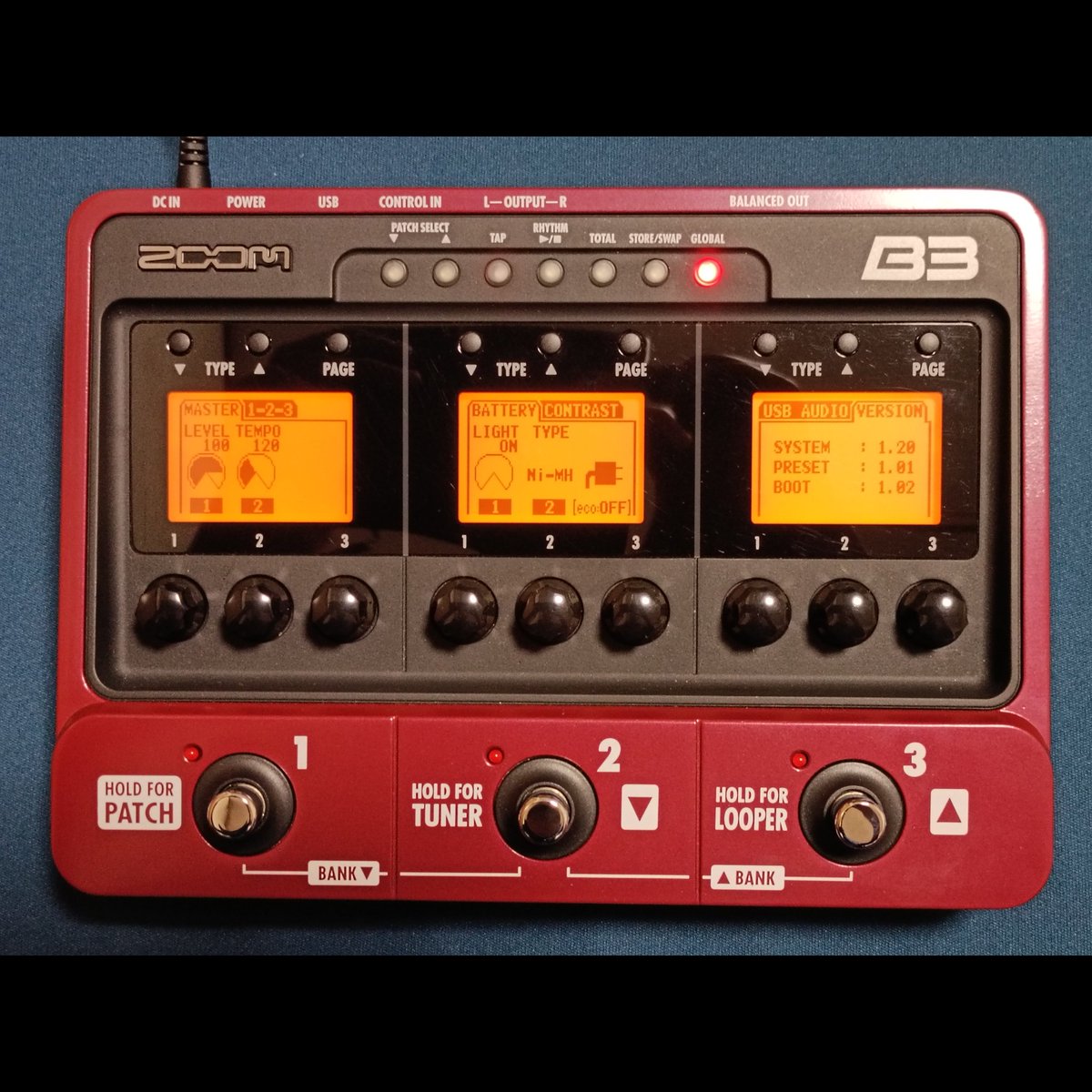 vgbdk's tweet image. ニコ動の〜してみたに感化されて集まってたズーム機材
あまり使えてなかったけど販売終了してそこそこ需要あるらしいから
システムアップデートしてフリマサイトで売れたら
今時の機材を仕入れようかな
#zoom #ms100bt #h4n #b3 #r16