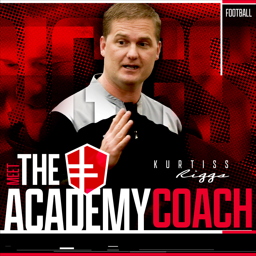 sanford_fb's tweet photo. With over 25 years of experience coaching for the Roosevelt High School Rough Riders, the University of Sioux Falls Cougars and the Sioux Falls Storm, we are lucky to have him teaching the next generation of stars at Sanford Sports Academy Football.

Learn more about Coach Riggs! https://t.co/dA97QjTwre