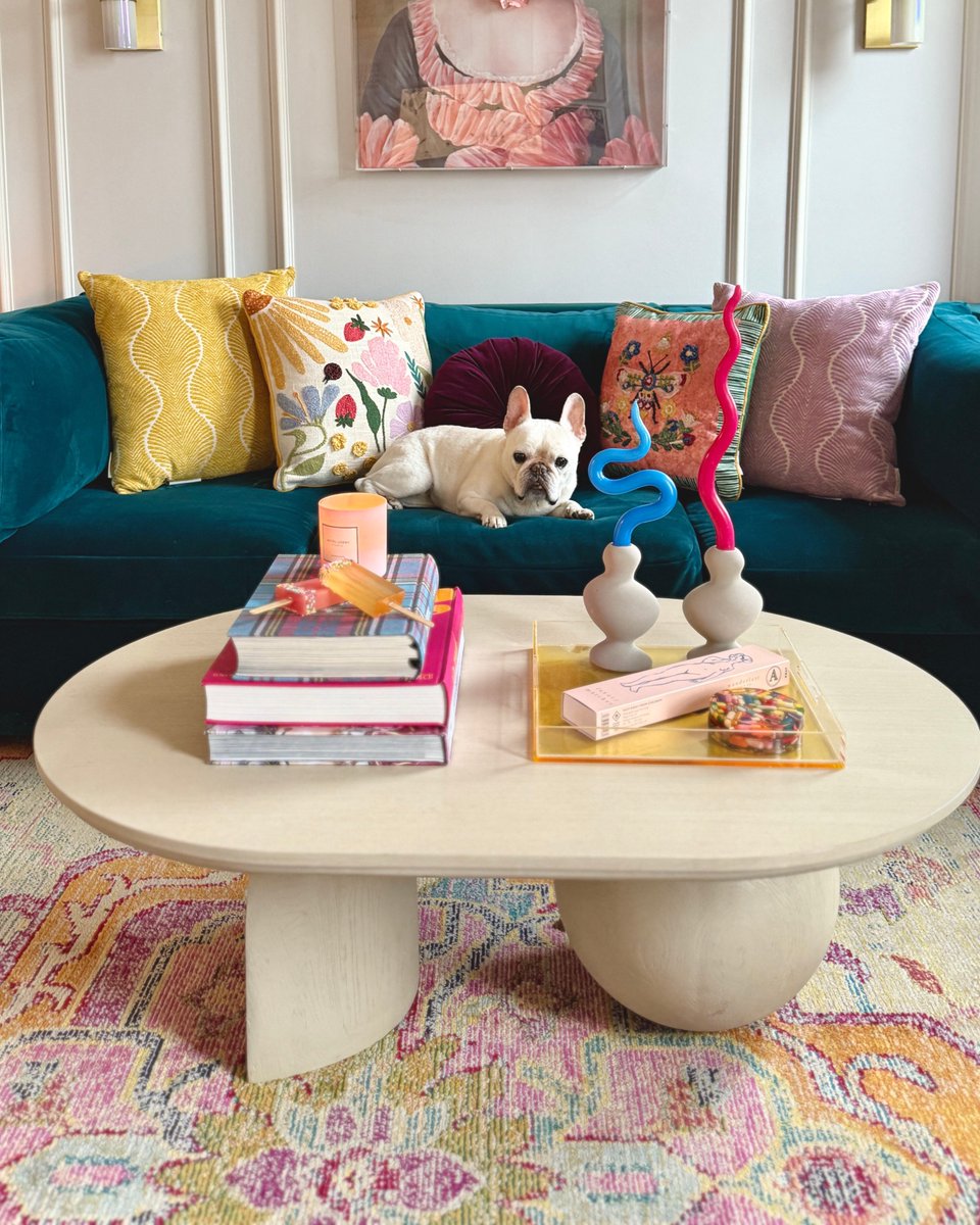 worldmarket's tweet photo. ✨We asked @katelynsailor to perk up a room with our cute, colorful, quirky pillows. 🌞🌸🐟 We love her affordable looks! 

Shop pillows: https://t.co/xQqLNrwDDQ https://t.co/18YUAJU17f
