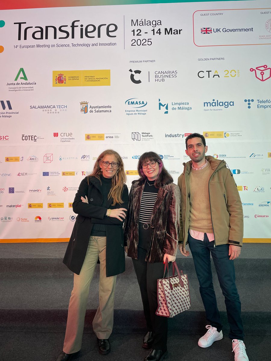 ila_uca's tweet photo. El Instituto de Lingüística Aplicada ha estado en el #Transfiere2025 presentando sus servicios de corrección lingüística, digitalización y peritaje, además de su labor en ingeniería acústica y fonética 🔍🔊

¡Nos vemos en la próxima edición! 🚀 
@ForoTransfiere  @linguistica_uca https://t.co/Plp1wsXr2U