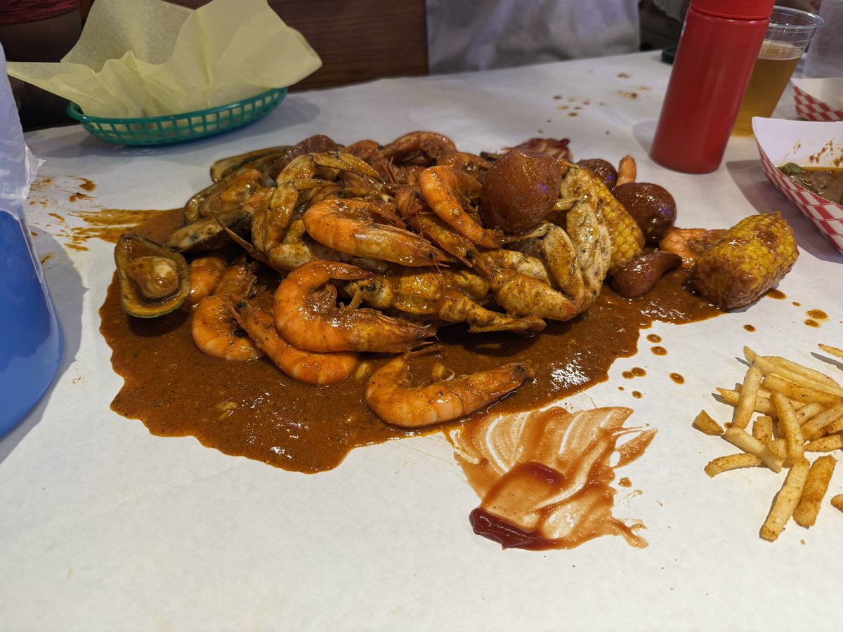Brian Johnson (@bermuda419s) on Twitter photo Always a great time helping out <a href="/LinesAndLogos/">Andy Hebrard</a> Everyone eats with Athletic Applications #Dallas #OT7 Always a great time helping out <a href="/LinesAndLogos/">Andy Hebrard</a> Everyone eats with Athletic Applications #Dallas #OT7