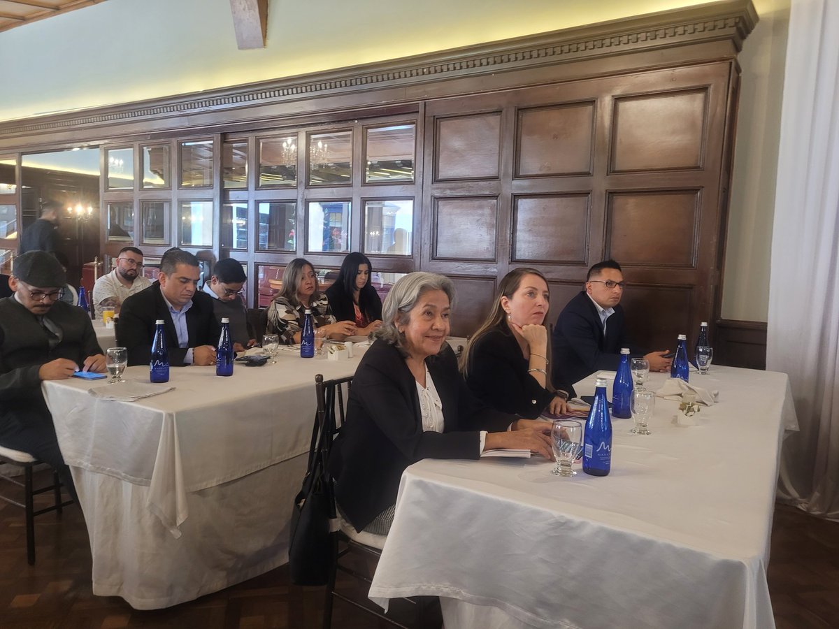 ConfecoopCol's tweet photo. Cooperativas  de Ahorro y Crédito de Boyacá, Meta , Llanos Orientales y Bogotá, unidas en el ecosistema digital de #Visionamos  para avanzar en  transformación digital y Pagos Inmediatos [BRE-B] #Coop #PagosInmediatos https://t.co/D3sd2iOa1w