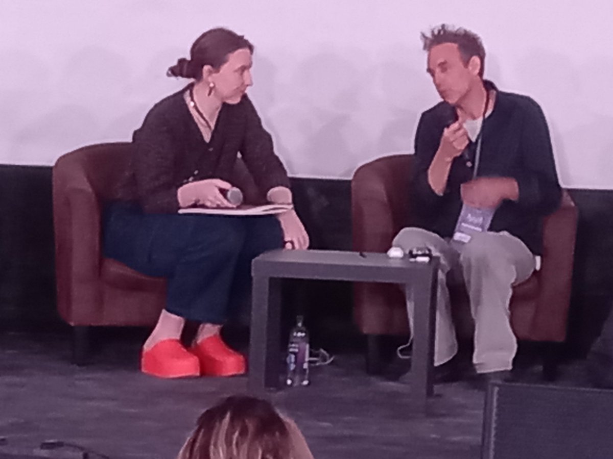 En el Coloquio Patria, intervienen Hannah Priscilla, d The People's Forum, y Johan Grimonprez, autor del documental "Banda sonora p un golpe de estado", s/2 músicos afroestadounidenses q irrumpieron en el Cjo d Seguridad d la ONU p denunciar el asesinato d Lumumba..#PatriaEnRed