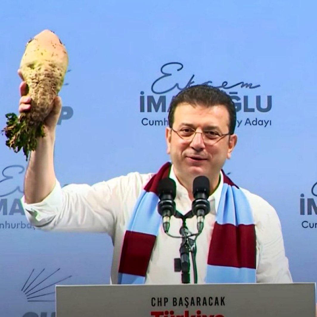 İstanbul Üniversitesi, CHP’li İBB Başkanı Ekrem İmamoğlu’nun üniversite diplomasını iptal etti.

Mutluluk paylaştıkça çoğalır :)