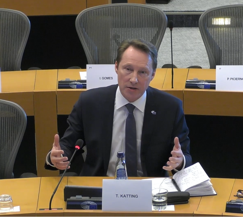 Workers' Group EESC (@workerseesc) on Twitter photo The #housing market has failed. People need social housing, and access to affordable housing solutions. Public investment in affordable rules should be exempt from EU debt rules, and we must support non-profit developers
<a href="/ThomasKattnig/">Thomas Kattnig</a> at <a href="/EP_Petitions/">PETI Committee Press</a>
multimedia.europarl.europa.eu/en/webstreamin… The #housing market has failed. People need social housing, and access to affordable housing solutions. Public investment in affordable rules should be exempt from EU debt rules, and we must support non-profit developers
<a href="/ThomasKattnig/">Thomas Kattnig</a> at <a href="/EP_Petitions/">PETI Committee Press</a>
multimedia.europarl.europa.eu/en/webstreamin…